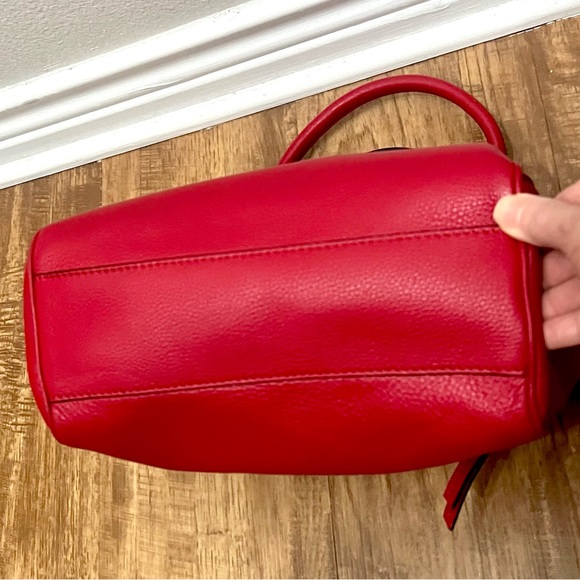 Kate Spade New York PillboxRed Leather Handbag/crossbody w/dust cover - Picture 7 of 13
